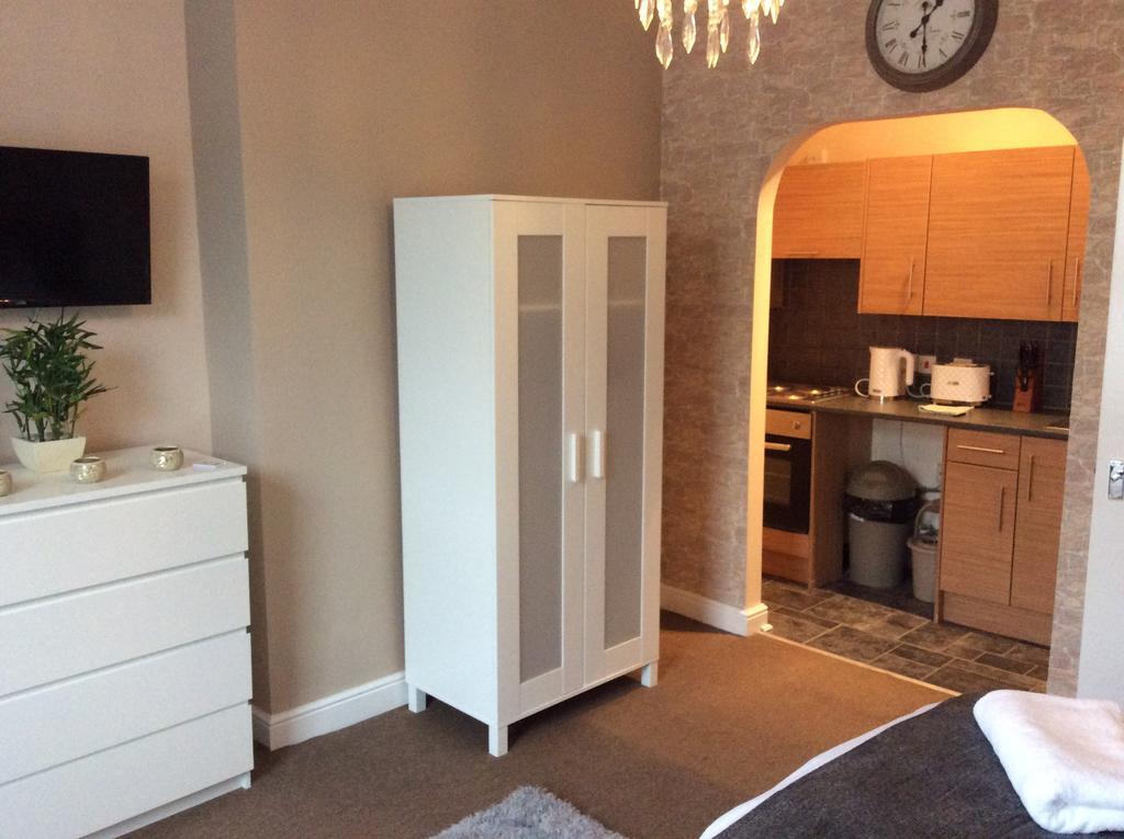 The Crescent Apartments Bridlington Room photo